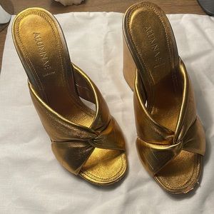 Alumnae Metallic Heels